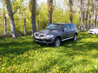 Volkswagen Touareg foto 8