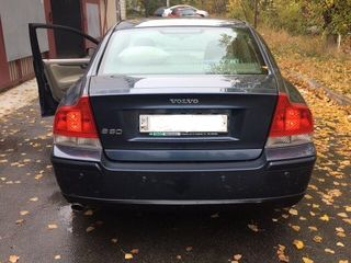 Volvo S60 foto 2