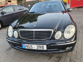 Mercedes E-Class foto 6