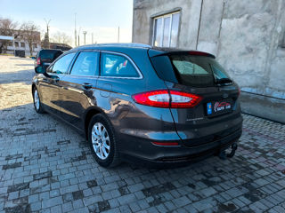 Ford Mondeo foto 5