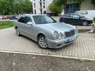 Mercedes E-Class