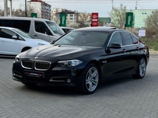 BMW 5 Series foto 1