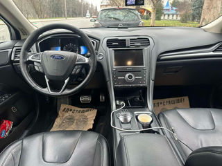 Ford Fusion foto 5