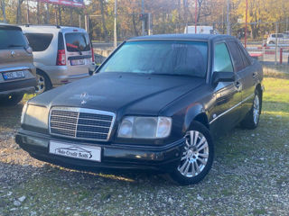 Mercedes Series (W124)