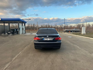 BMW 7 Series foto 5