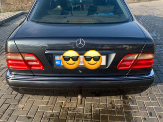 Mercedes E-Class foto 3