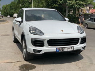 Porsche Cayenne foto 1