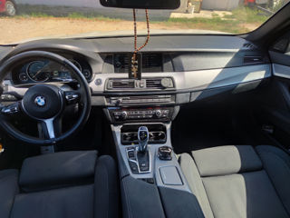 BMW 5 Series foto 8