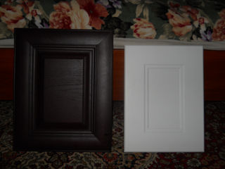 продам 2 панели коричневая размер: 35х44 см. и белая 30х40 см. по 80 лей- две   сразу за 100 лей