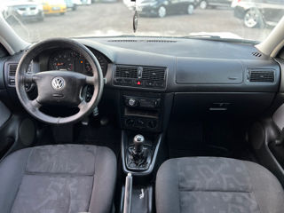 Volkswagen Golf foto 17