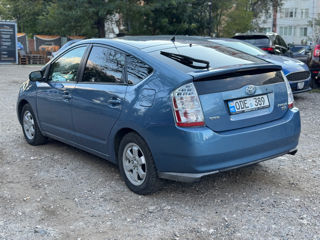 Toyota Prius foto 4