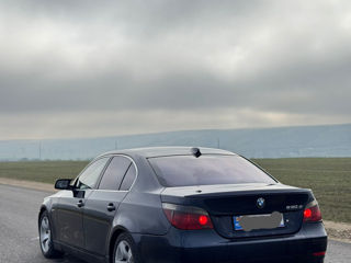 BMW 5 Series foto 4