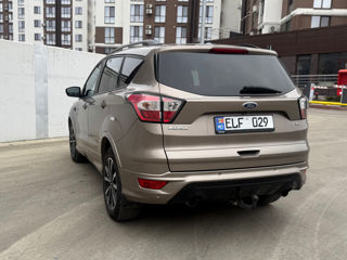 Ford Kuga foto 4