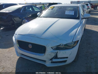 Jaguar XE foto 7