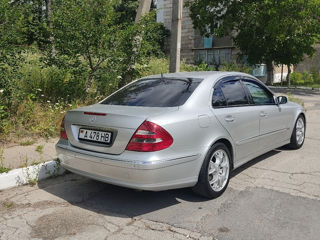 Mercedes E-Class foto 6