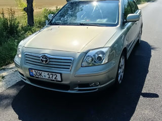 Toyota Avensis foto 7