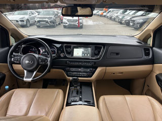 KIA Carnival фото 8