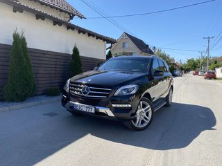 Mercedes ML Class foto 1