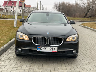 BMW 7 Series foto 3