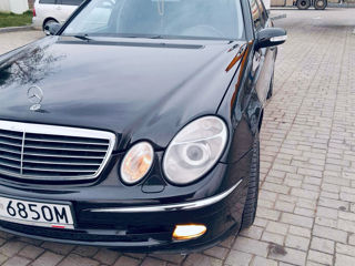 Mercedes E-Class foto 3