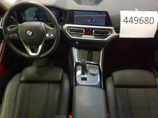 BMW 3 Series Touring foto 3