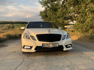 Mercedes E Class foto 2