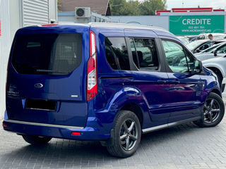 Ford Tourneo Connect foto 5