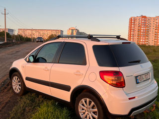 Suzuki SX4 foto 9