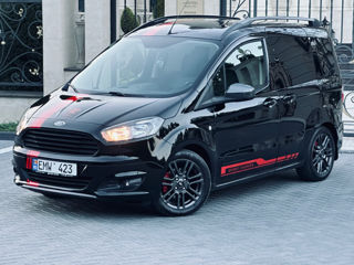 Ford Tourneo Courier foto 4