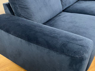 Синий диван, не раскладной