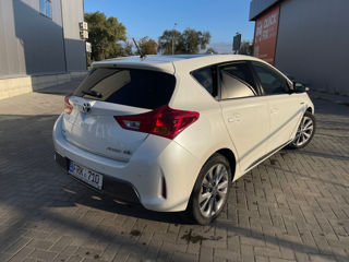 Toyota Auris foto 4