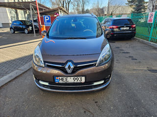 Renault Grand Scenic foto 2