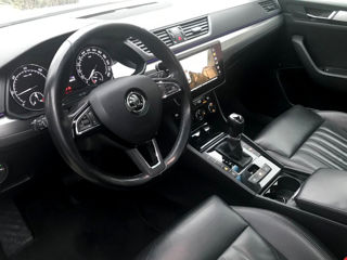 Skoda Superb foto 6