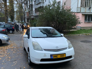 Toyota Prius foto 2