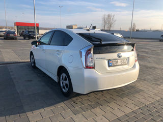 Toyota Prius foto 3