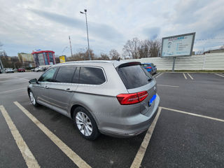 Volkswagen Passat foto 4