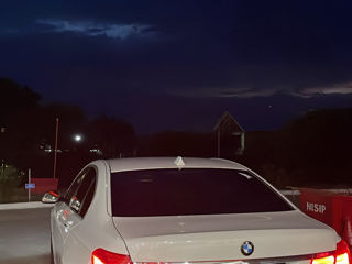 BMW 7 Series foto 9