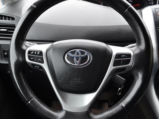 Toyota Verso foto 7