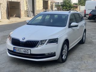 Skoda Octavia foto 3