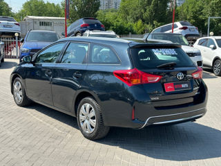 Toyota Auris foto 5