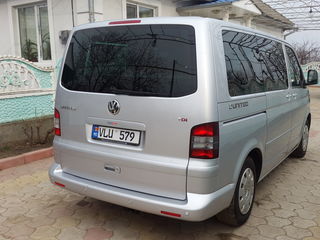 Volkswagen Multivan foto 4