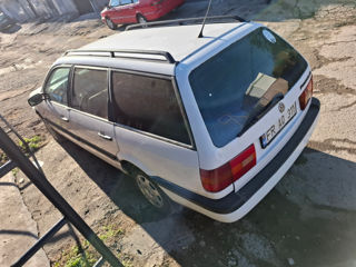 Volkswagen Passat foto 3