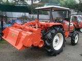 Tractor japonez Hinomoto N359 foto 4