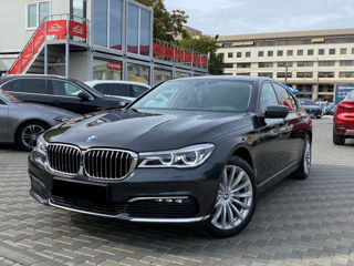 BMW 7 Series foto 1