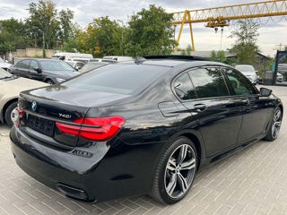 BMW 7 Series foto 3