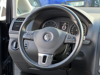 Volkswagen Touran foto 9