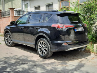 Toyota Rav 4 foto 1