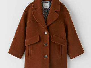 Zara стильное пальто премиум класса  75%шерсти на 146-152см новое с этикетками