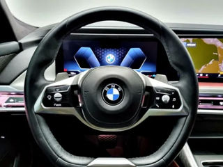 BMW 7 Series foto 9