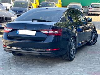 Skoda Superb foto 4